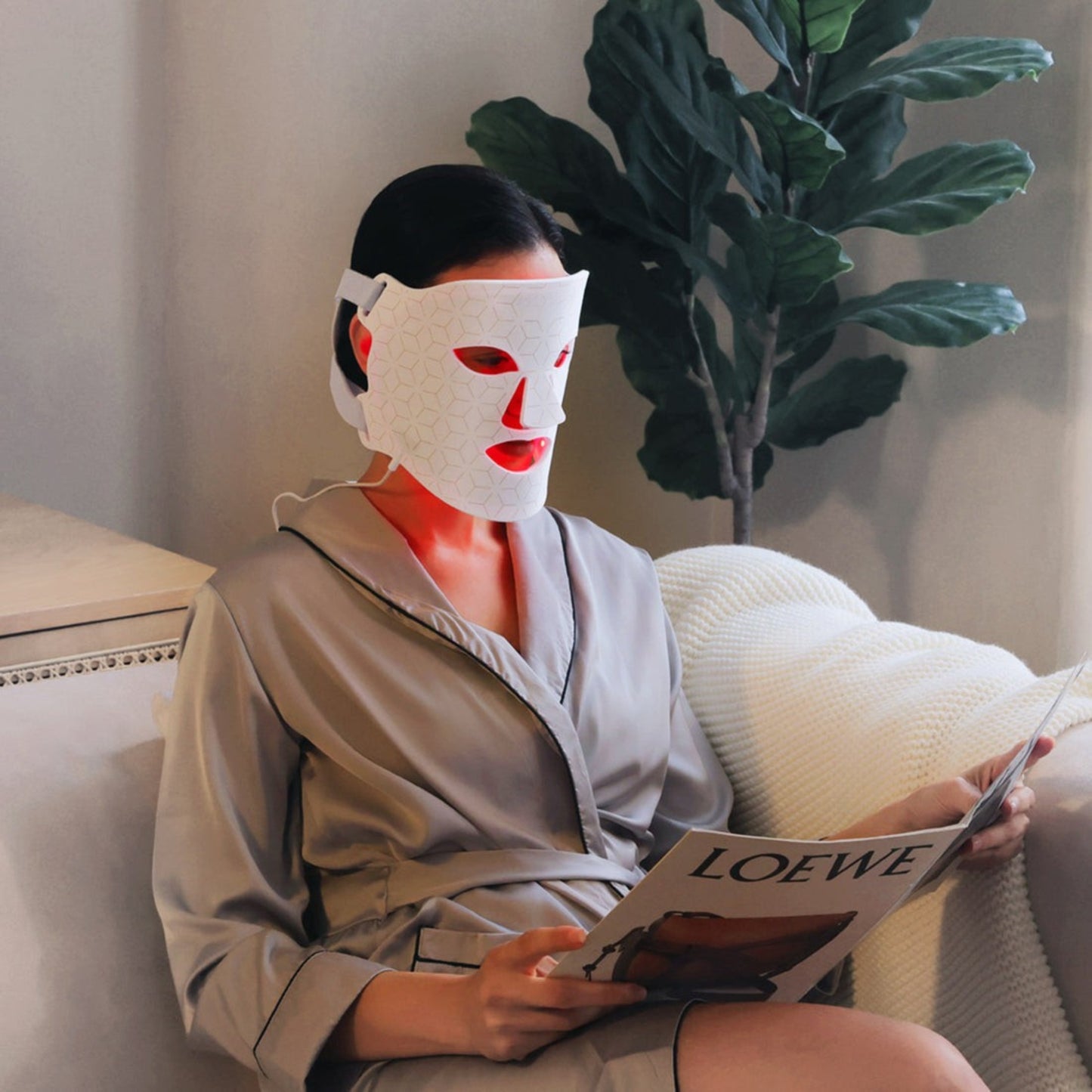 Veiyana™ - LED Face Mask